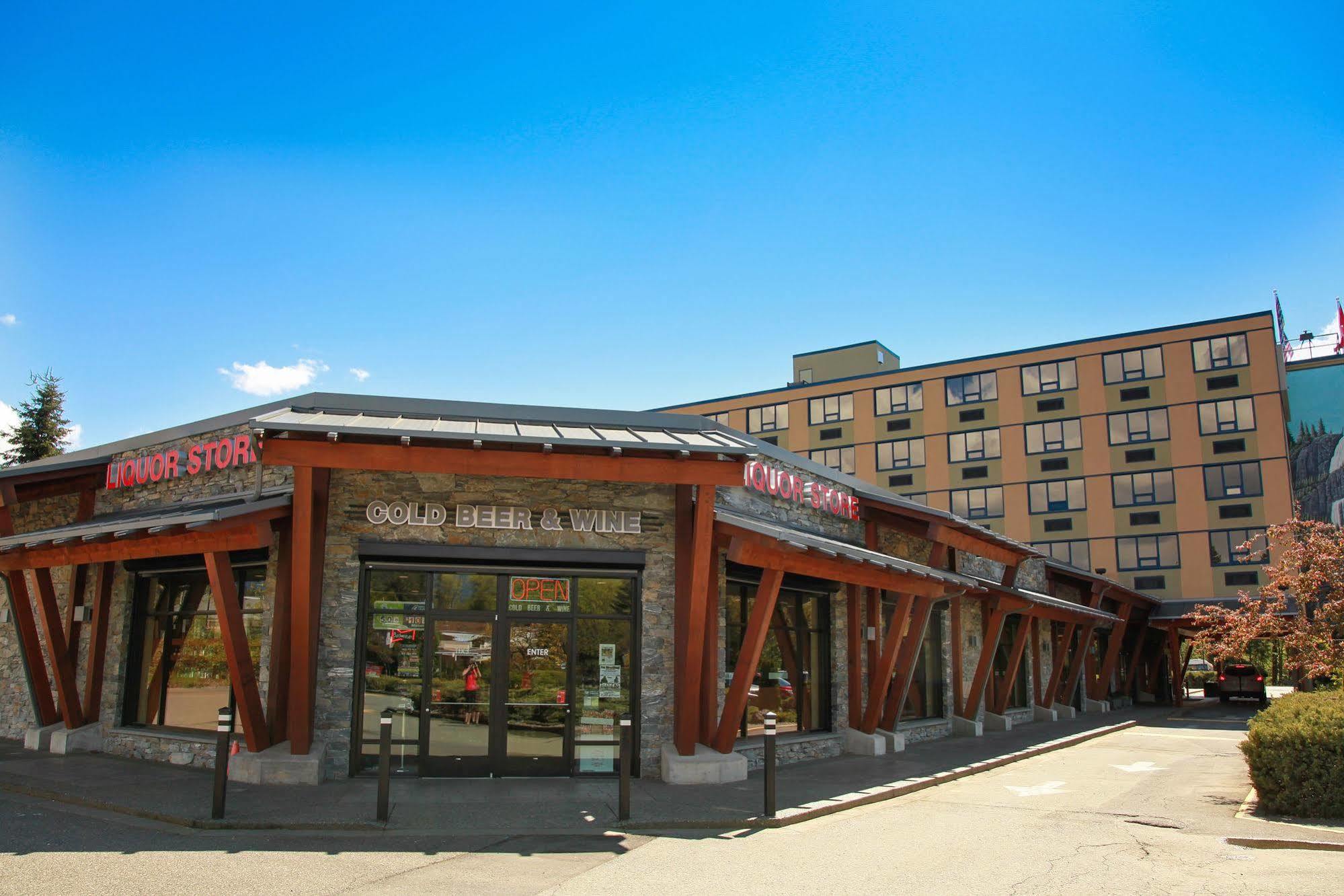 Best Western Plus Barclay Hotel Port Alberni Exterior photo